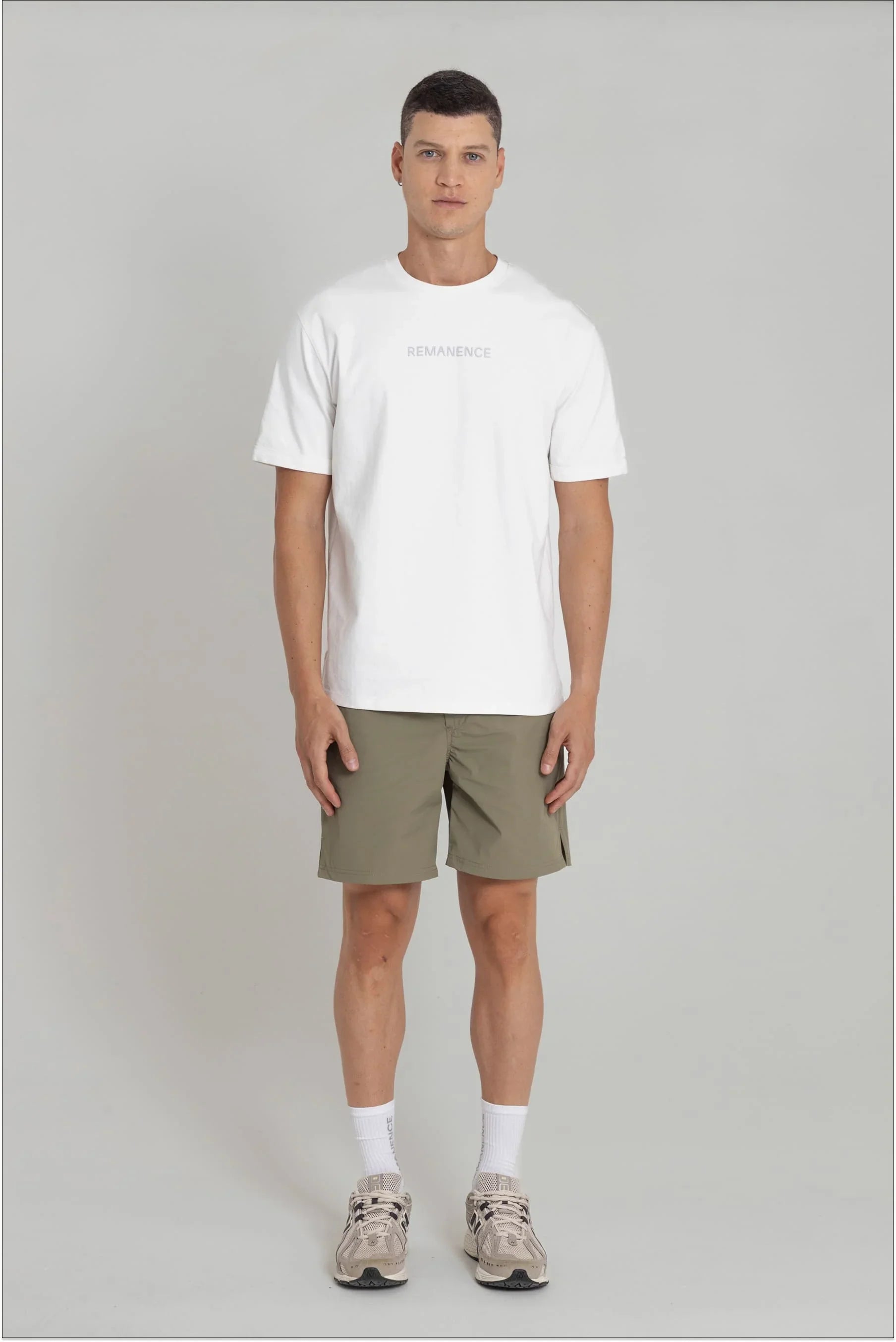 Short verde oliva para hombre semi fitted Focus