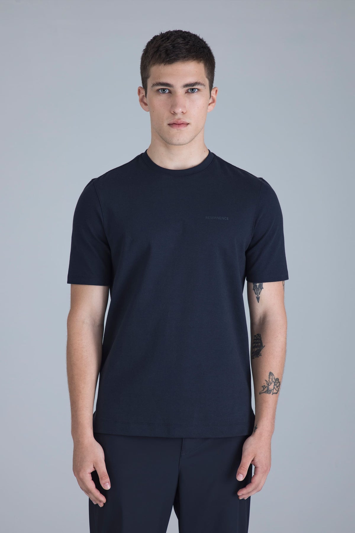 Camiseta azul noche para hombre semi fitted Peak