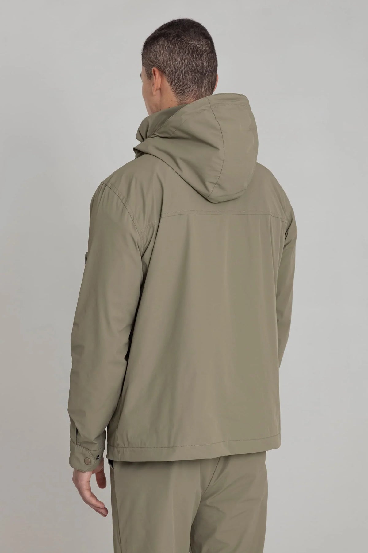 Chaqueta Verde Oliva con capucha removible para hombre Holmium V2