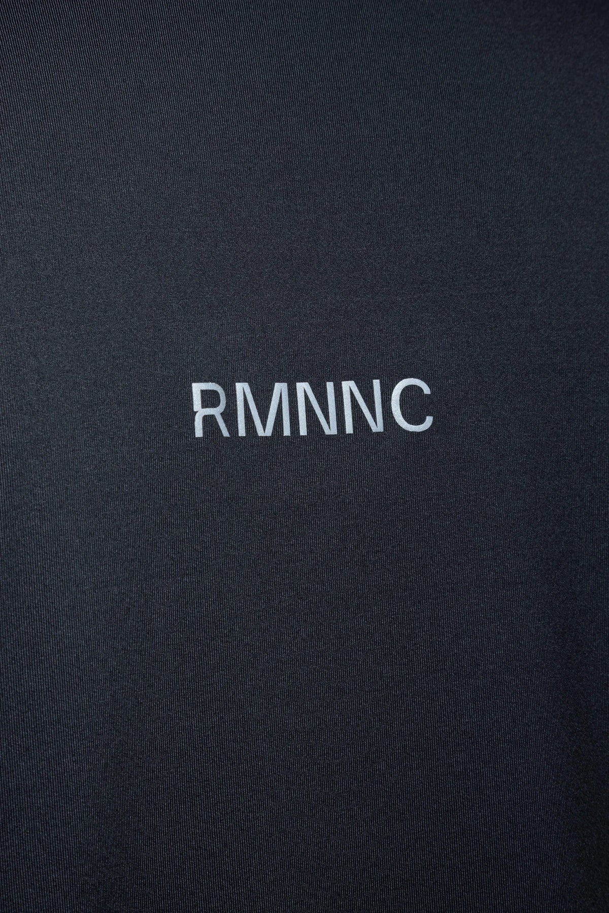 Men’s black long-sleeve crew neck sports t-shirt Echo