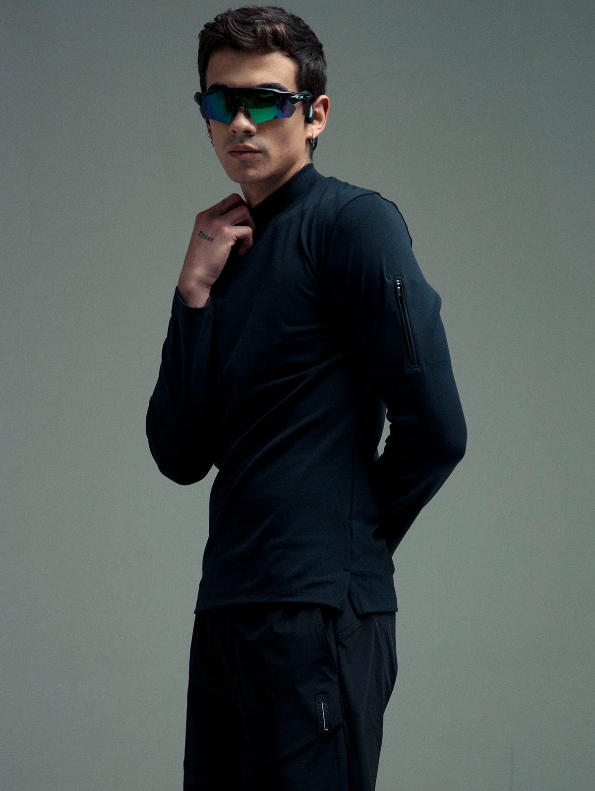 Men's black long-sleeve high-neck sports Gauss