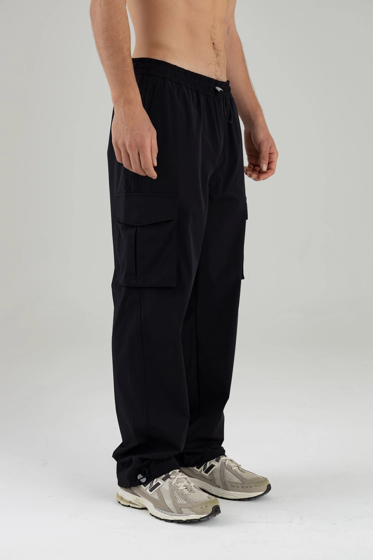 Men's black parachute pants Spark