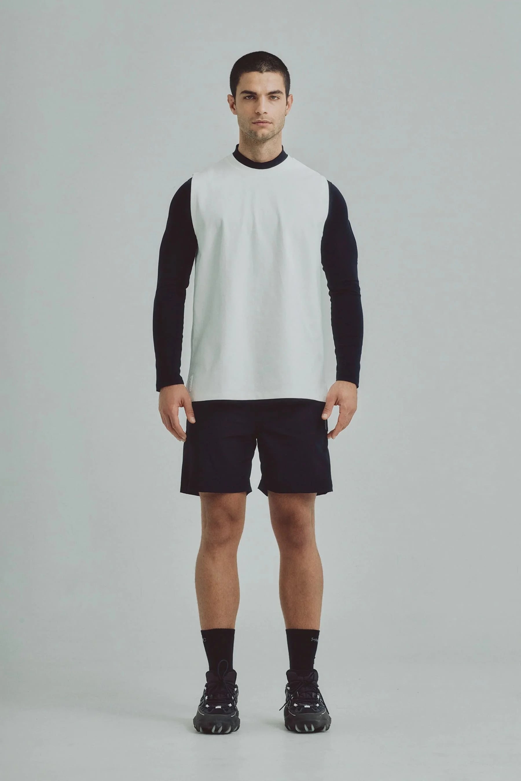 Men's black shorts Endure Remanence