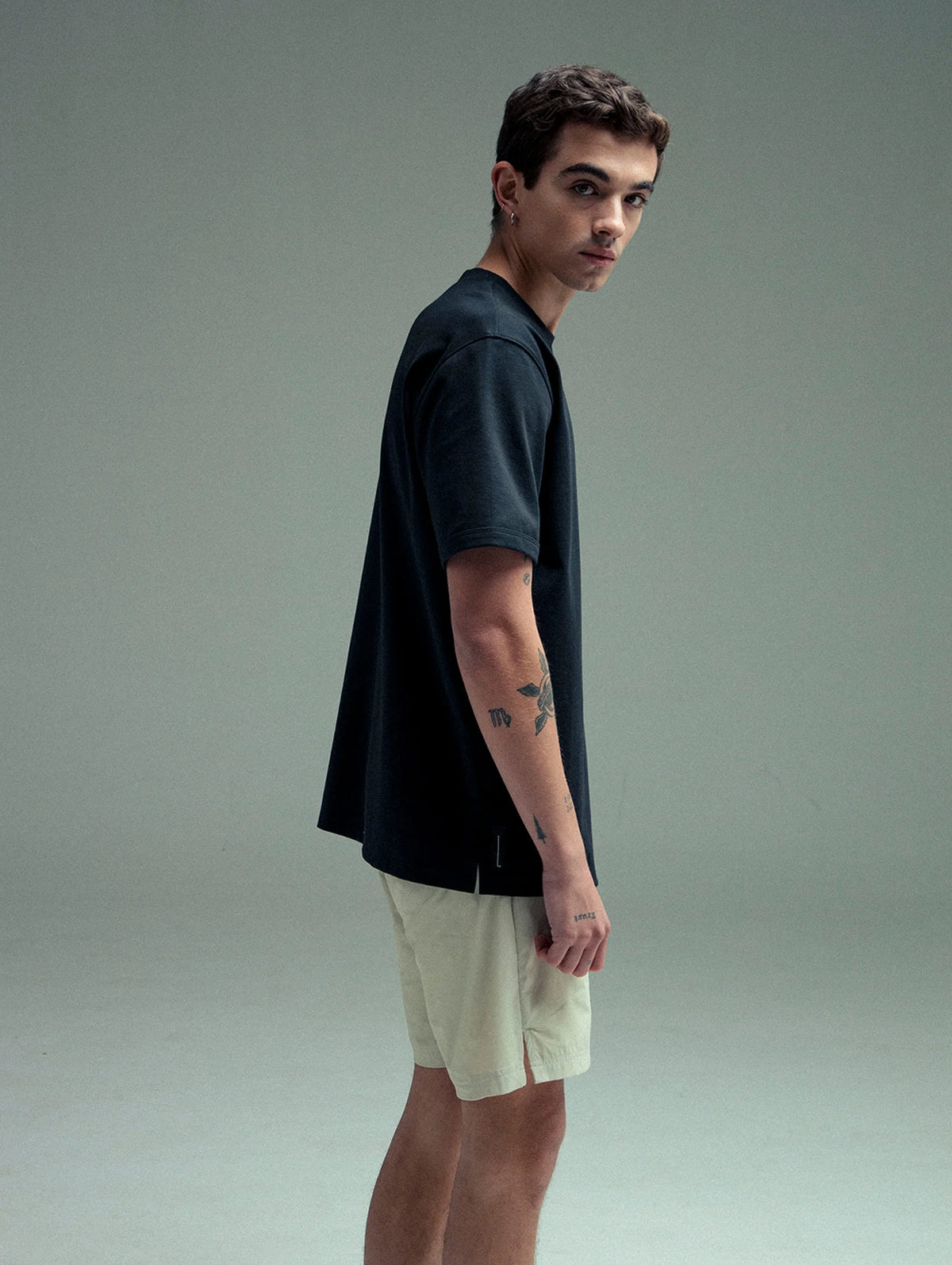 Men's black relaxed fit t-shirt Cling