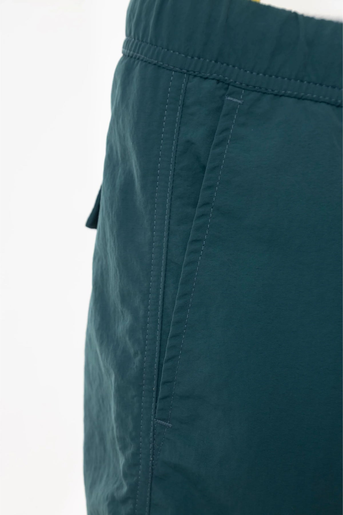 Men's regular fit green pants Sway