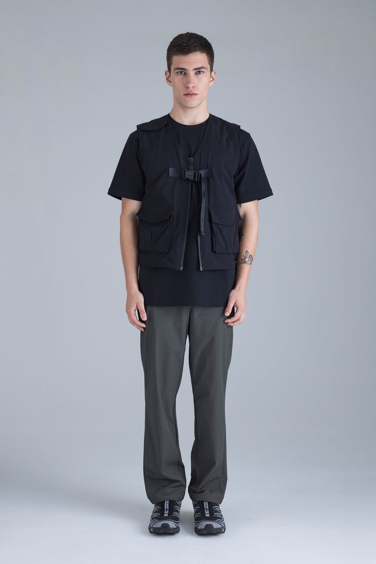 Pantalón chino verde militar para hombre semi fitted Polaris