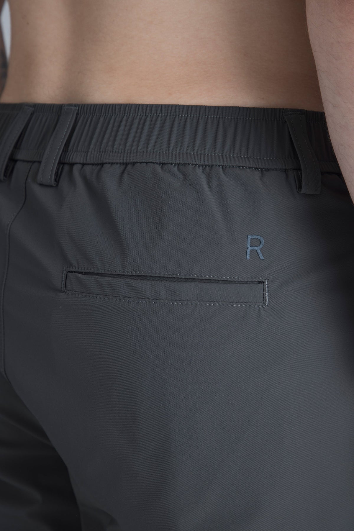 Pantalón chino verde militar para hombre semi fitted Polaris