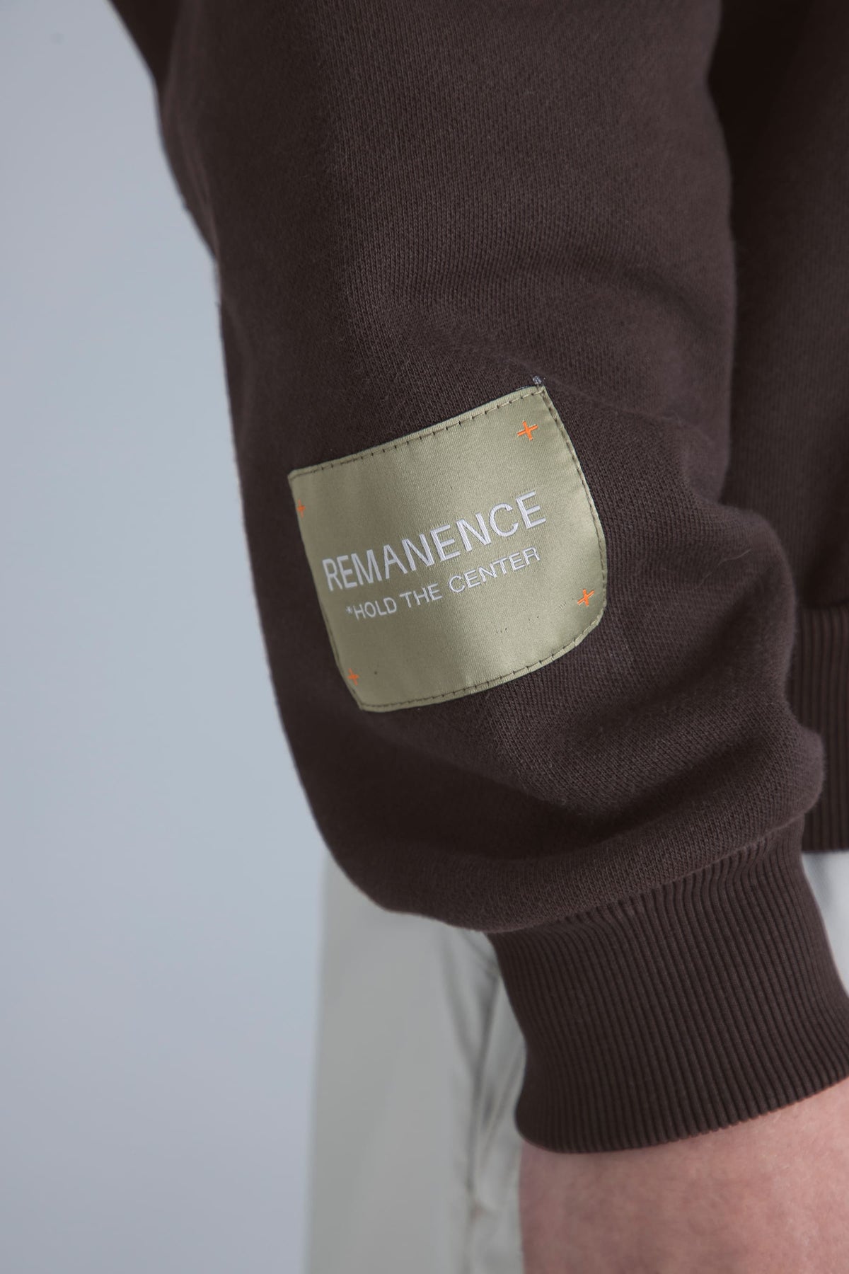 Buzo polo café chocolate para hombre oversize Lumen