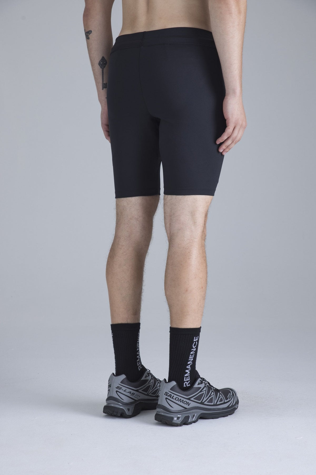 Biker deportivo negro para hombre Atom