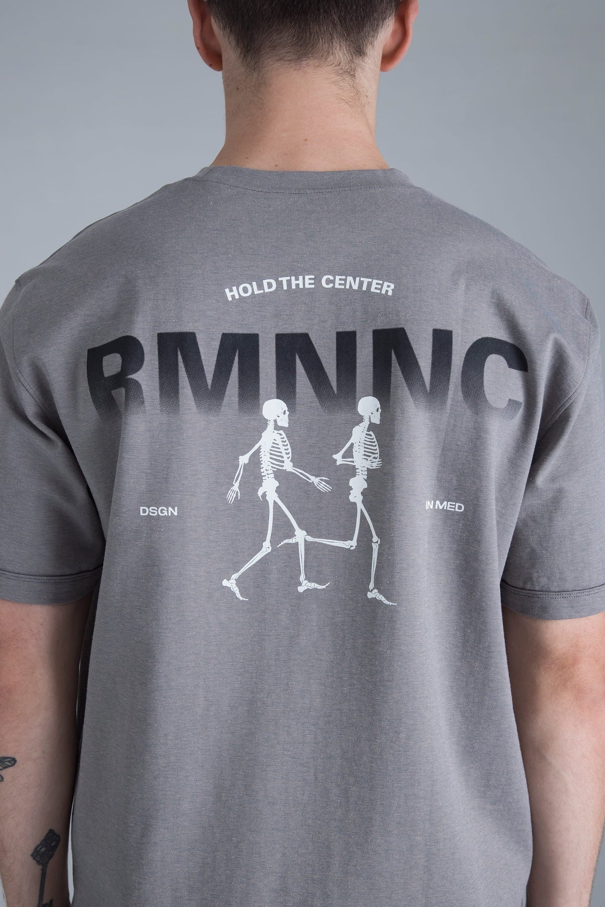Camiseta gris para hombre fit relajado Track