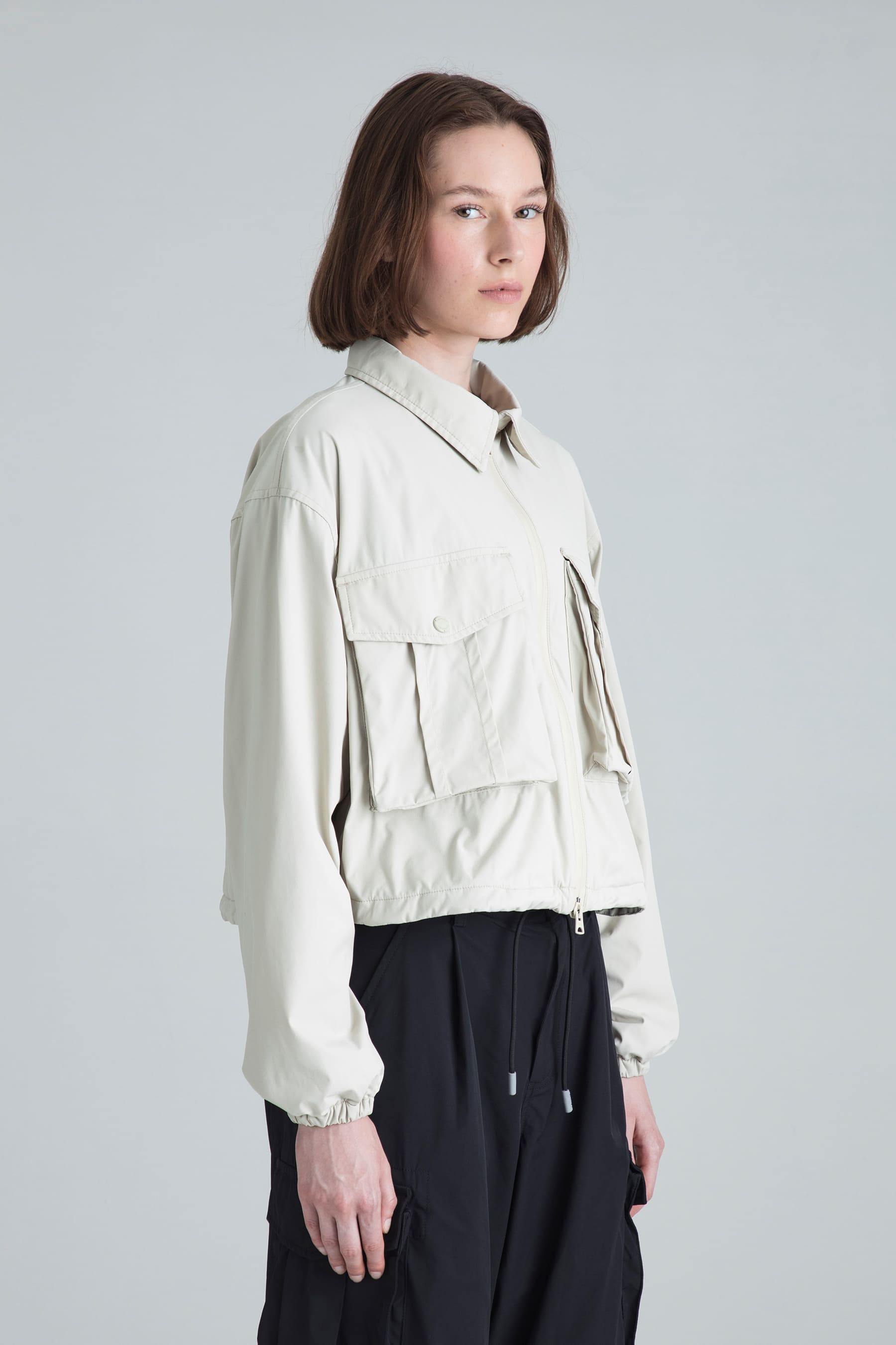 Women's sand jacket boxyfit Relay side profile