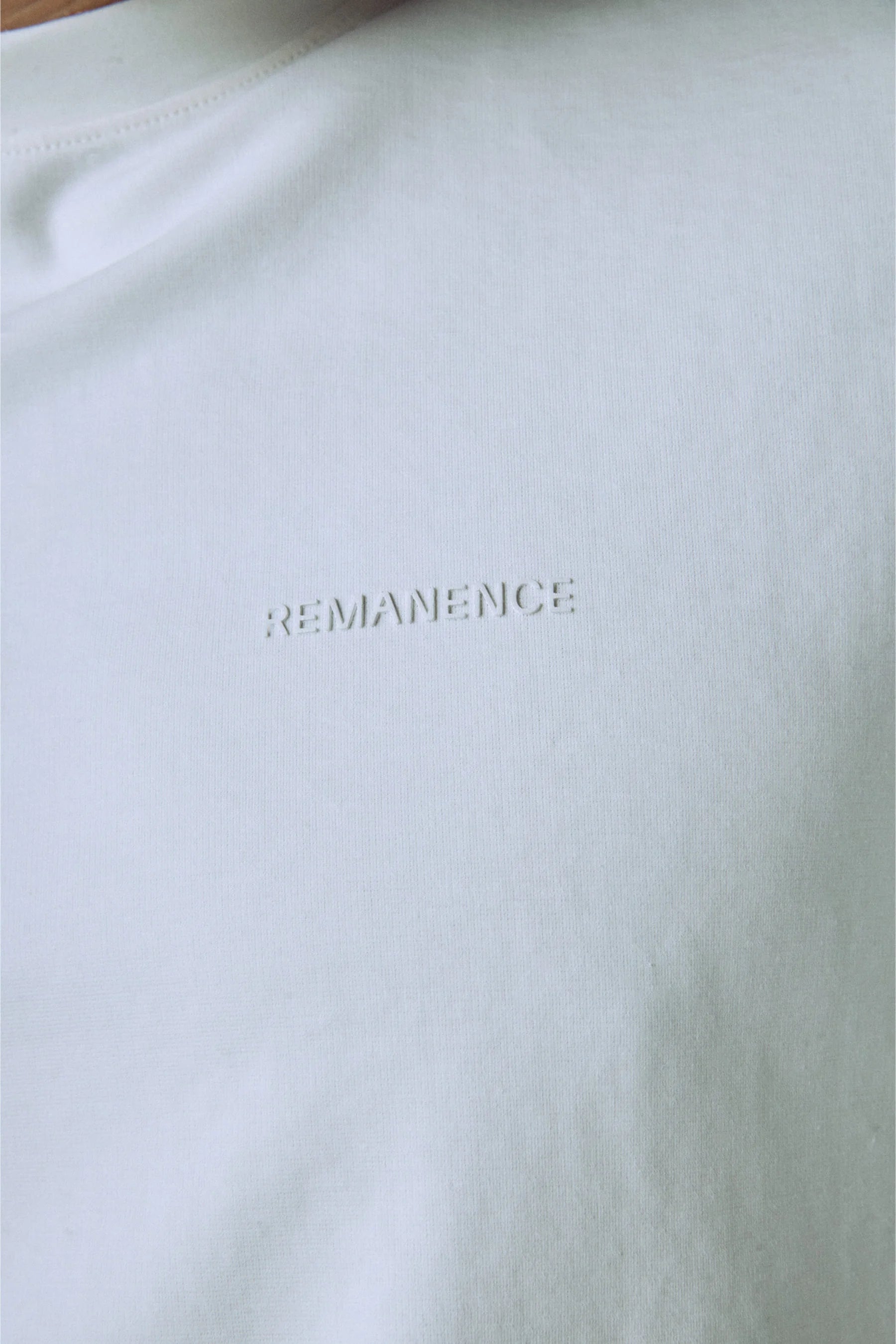 Men's white t-shirt Peak Remanence