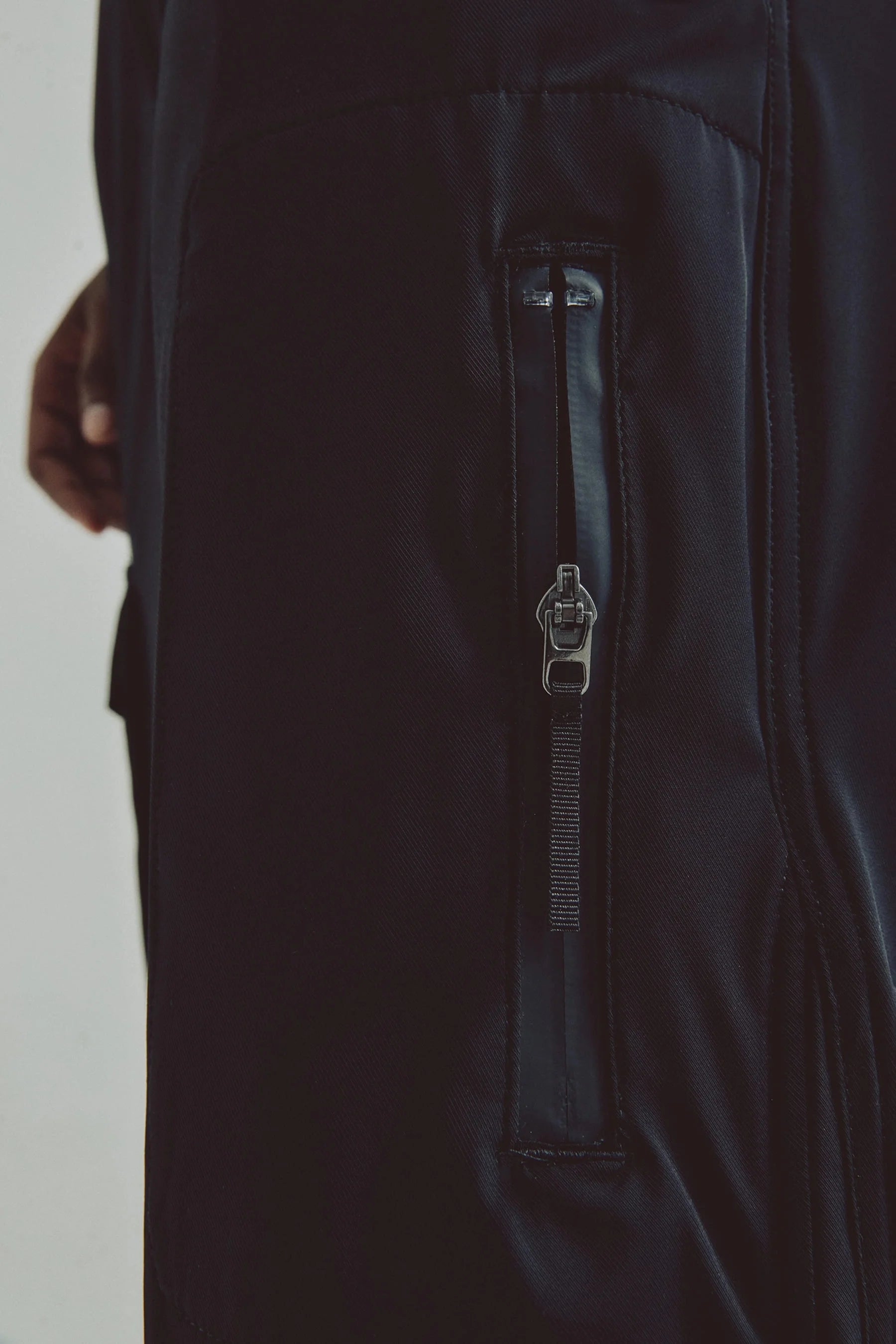 Men's black pants Iron Remanence 