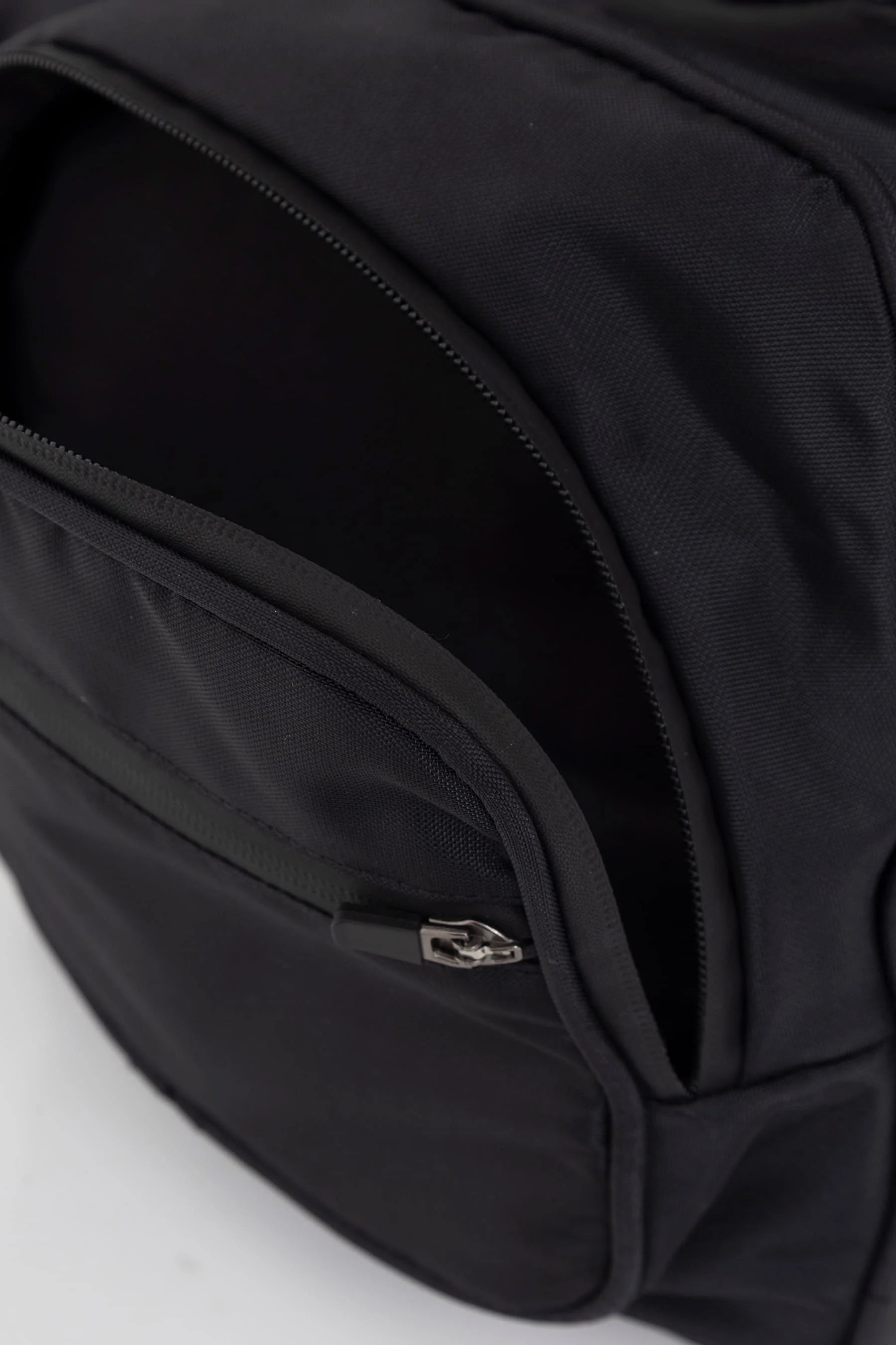 Men's black sports duffel bag Edge Remanence 