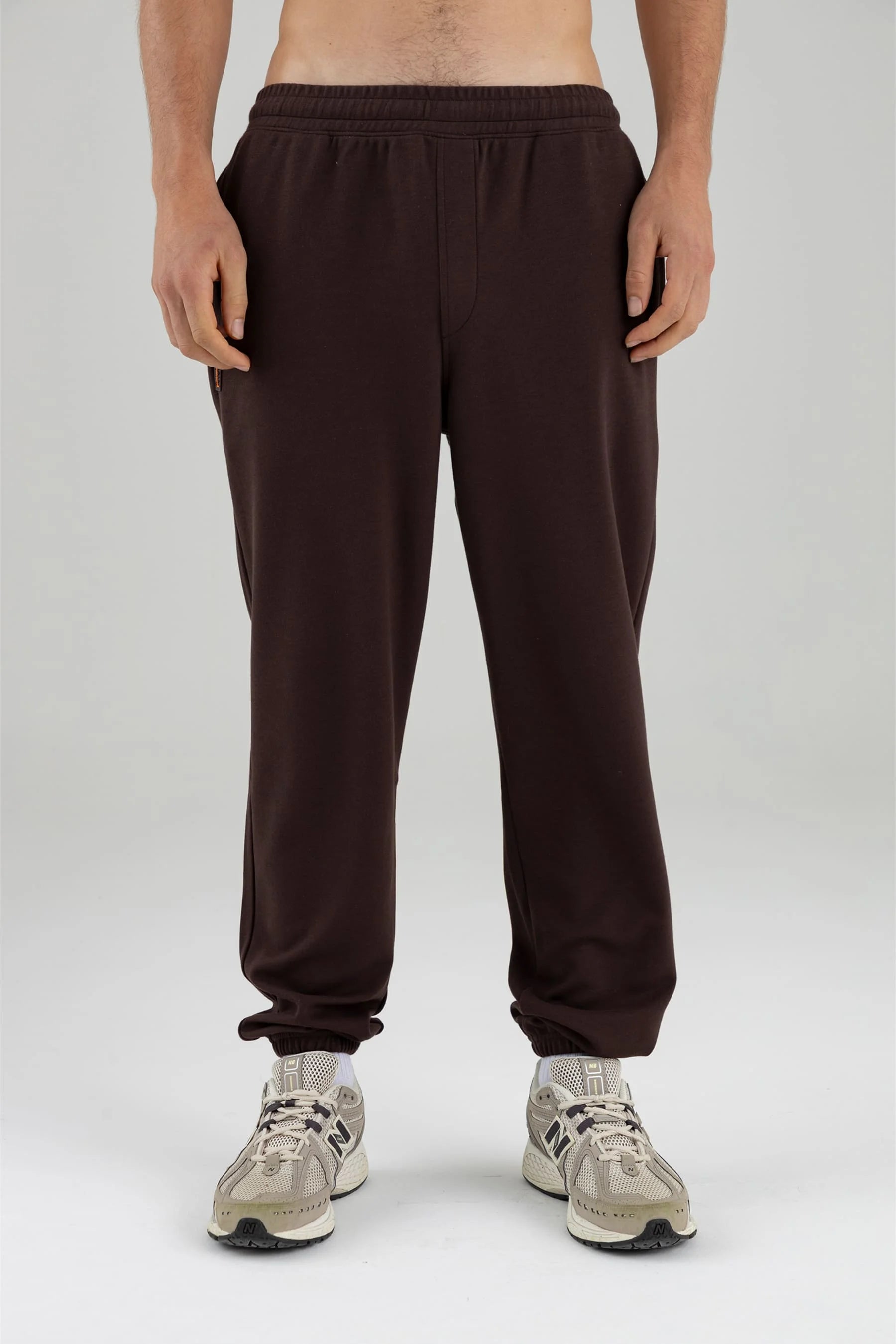 Men's brown jogger Chroma