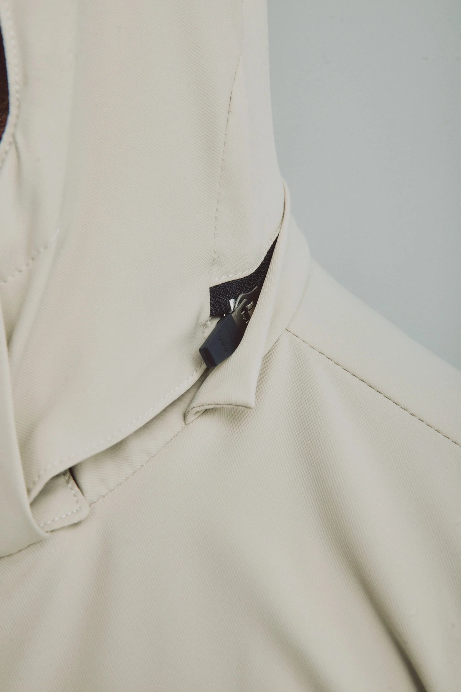 Men's sand jacket with hood Holmium Remanence