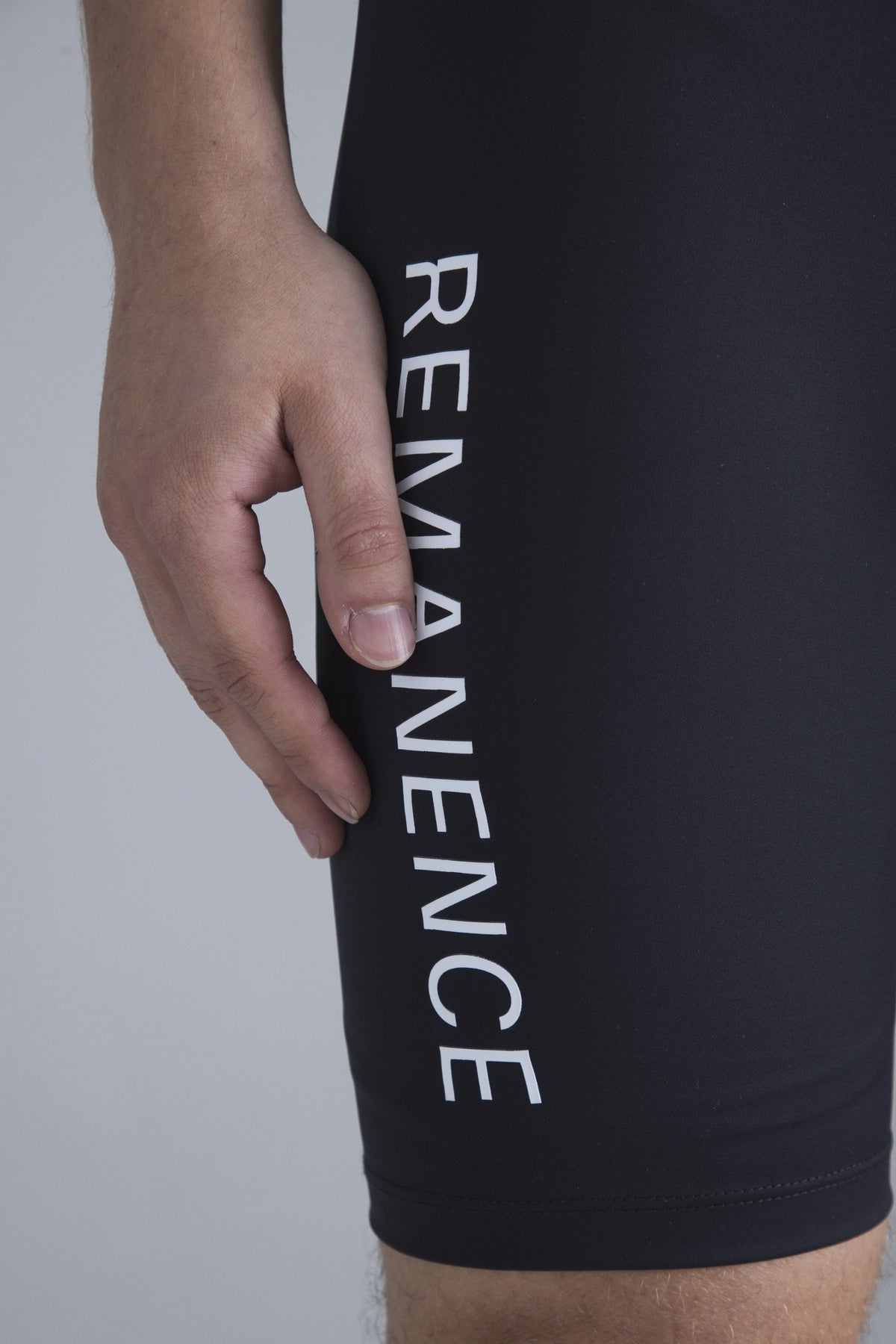 Biker deportivo negro para hombre Atom