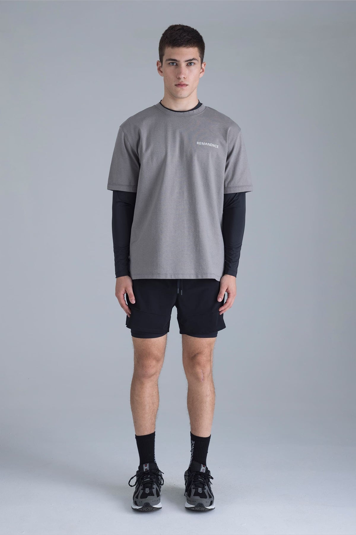 Camiseta gris para hombre fit relajado Track
